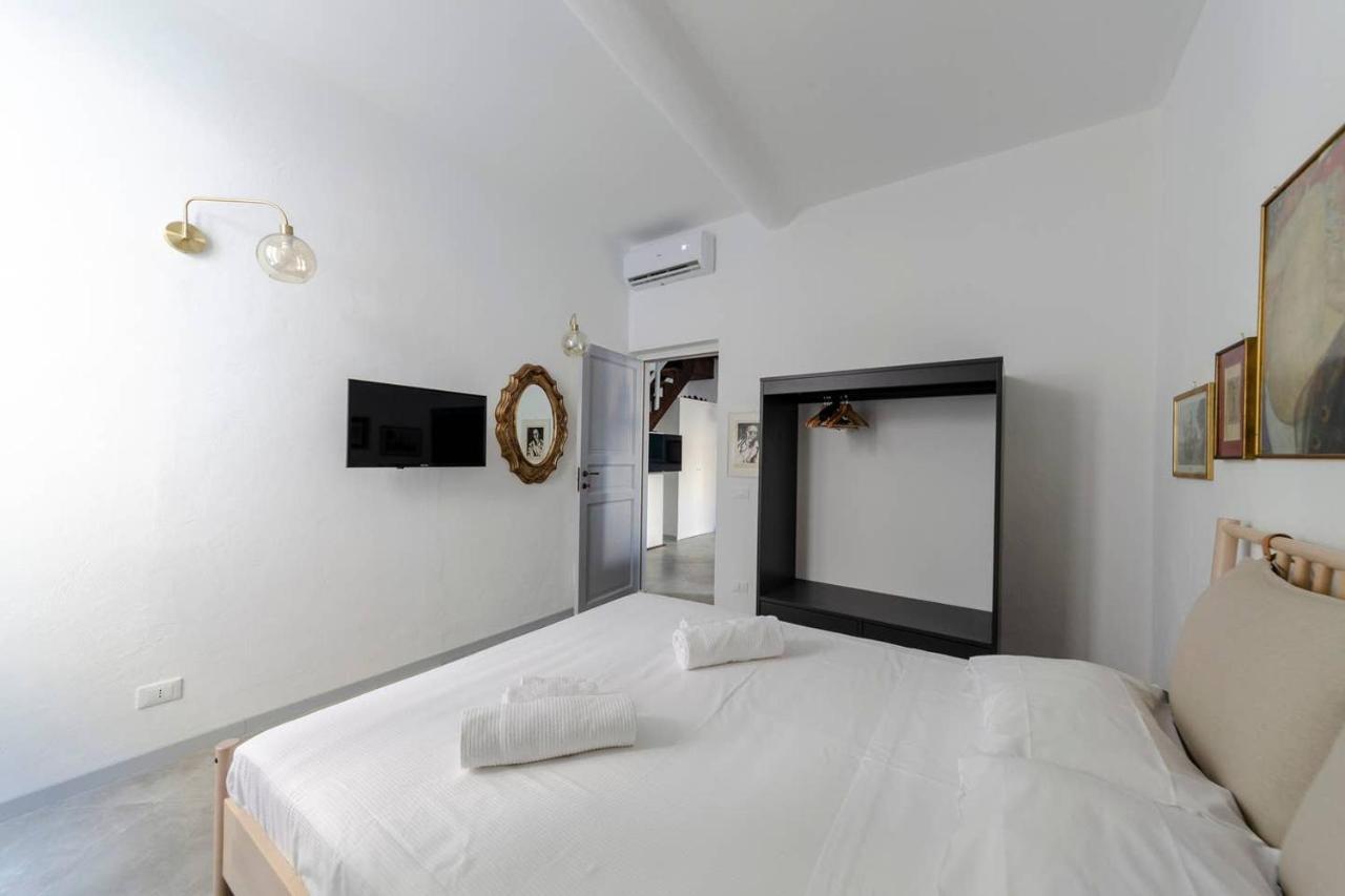 Castelli'S Apartments Campo 16 Genoa Exterior photo